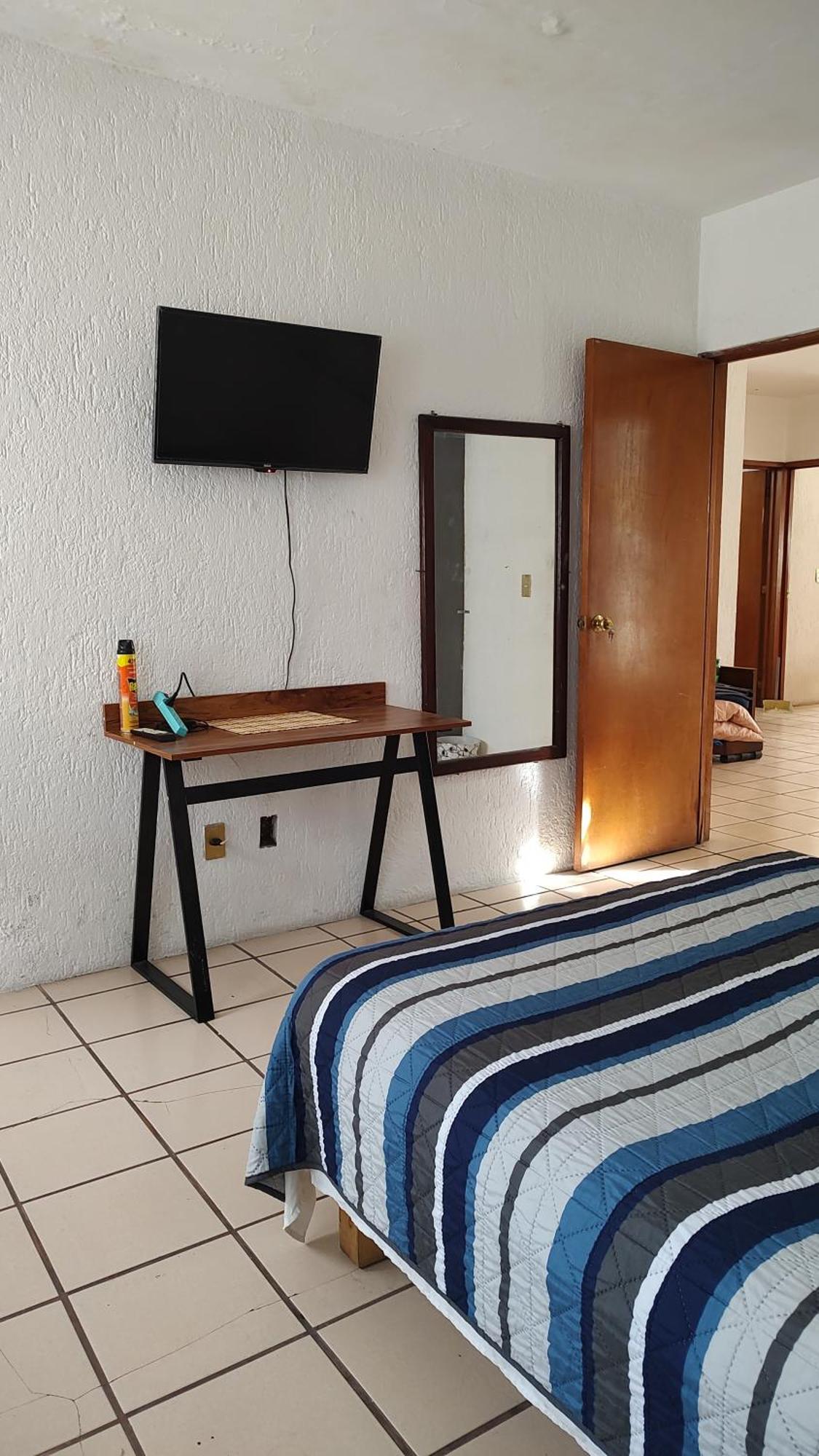Habitacion Privada En Casa De Huespedes Guadalajara Eksteriør bilde